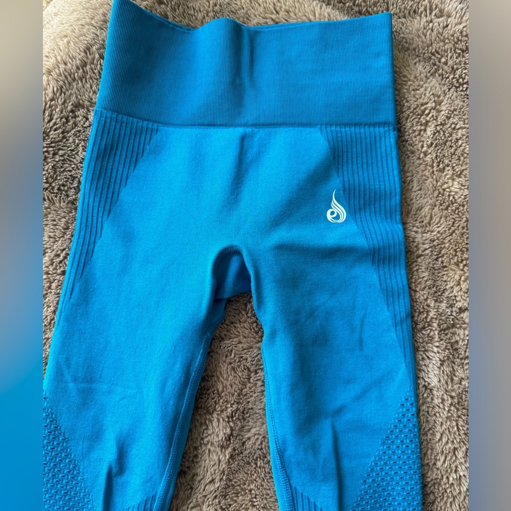 Ryderwear leggings with mesh detail